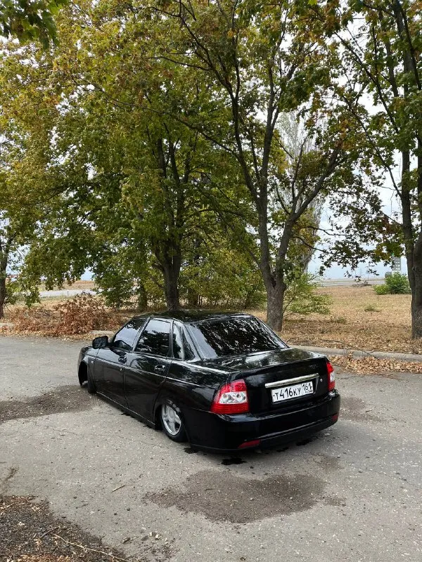 Продаю лада приора 16кл.
Автомобиль на 4-х контурной пневмоподвеске! Стоят доработки под пневму (лонжероны заводские, не тронуты), установлен тонкий привод и смещение рулевых тяг.
Пневмоподвеска обслужена полностью, ничего не травит и не спускает (собрана на 8 мм трубке, компрессор беркут, стойки рубен -90, манометры кама3). По двигателю в отличном состоянии, гидрики не тарахтят, масленка не горит, тяга хорошая, масло никуда не уходит. Кпп без нареканий, передачи не выбивает, вторая не хрустит, недавно обслуживались привода. Днище целое, стаканы не гнилые, пороги не гнилые, переваренное.
Стоит достойная музыка, мафон аура, хороший фронт+саб
По электрике все рабочее.
Эсп, эур, обогрев заднего стекла, центральный замок.
Вложений не требует.
Аккуратная эксплуатация автомобиля.
395.000₽
Г. Амвросиевка
+79493667987 - фотография - 3