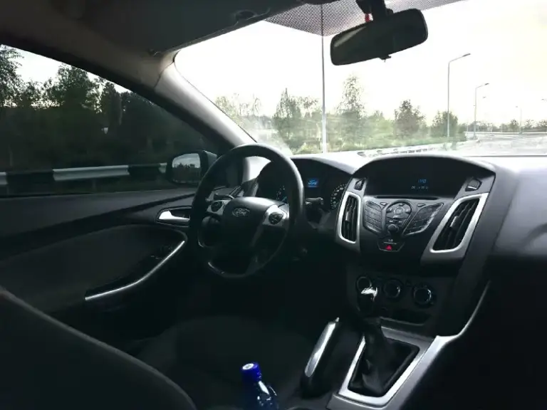 Супер цена !!!
Ford фокус 2012
1.6 Механика, состояние отличное по всем параметрам, по кузову два окраса, все стекла завод, хорошая комплектация, по технике без вложений все работает отлично !!! Цена срочная 600 тысяч без торга, донецк !!! Есть обзор на автомобиль по запросу скину !!! +79494165691 звоните
📞 Звоните: +7(949)4165691 - фотография - 7