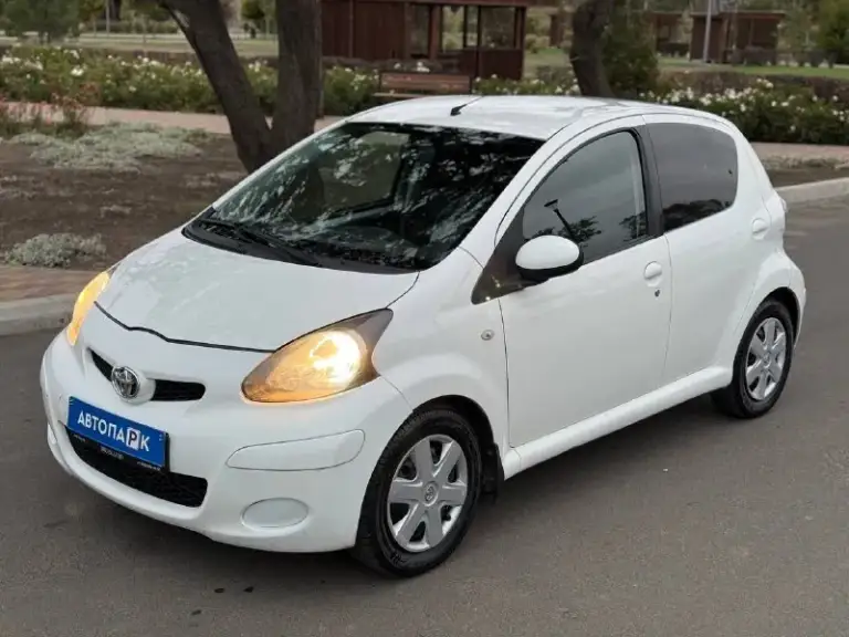 🩷 Toyota aygo

💰Цена: 490 000р
🏢Город: мариуполь
📅Год выпуска: 2009
🧾Пробег: 217 285 км.
⚙️Двигатель: 1.0
⛽Топливо: бензин
⚙️Кпп: механика

📞 Телефон:

+7-989-263-55-56
+7-949-727-41-51
+7-949-713-18-14

💾 Описание:

Идеальный городской хэтчбек на каждый день будет очень удобный в городе. Техническая часть на твердую пятерку и не требует никаких вложений. Есть вся сервисная история.

✅ Цепной двигатель в паре с механической коробкой очень надёжный и не прихотливый.

✅ Кондиционер холодит шикарно, электростеклоподьемники, abs, гидроусилитель руля, две подушки безопасности, центральный замок, новая летняя резина.

Улица шевченко 269

🏦 Возможна продажа в кредит по двум документам. - фотография - 1