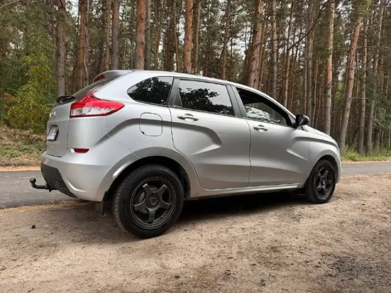 Lada xray, 2016

1.6 Mt (106 л. С. ) пробег 102 тыс. ✅

Ровный и опрятный как по кузову так и тех части✅ 
Комлектация:
Кондиционер, 4 эсп, электропривод зеркал, мультируль, штатная сигнализация, подогрев сидений, зеркал, печка ✅
Из нюансов небольшая трещина на лобовом. (засверлена).

В последних руках 6 лет.

Цена 770.000 руб.  Торг👍

Горловка. Возможен пригон в другие города по договорённости.

+79493722415 Николай - фотография - 5