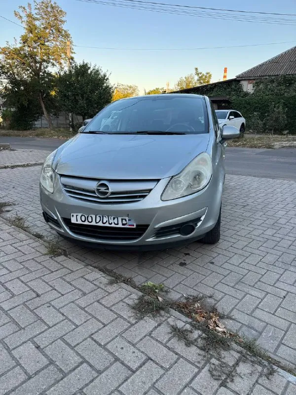 Продаю opel corsa d 2008 1.4 механика.
Пробег 207.000
Машина в хорошем состоянии.
Передние стеклоподъемники
Двухдиновая магнитола.
Нареканий к мотору и коробки нет.
Салон в хорошем состоянии.
Не гнилая, дно пopоги cтaканы целые !
Юридически чистая.
Цена 380.000
Торг у капота!!
+79493161605
+79493129059 - фотография - 2