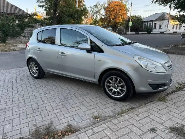 Продаю opel corsa d 2008 1.4 механика.
Пробег 207.000
Машина в хорошем состоянии.
Передние стеклоподъемники
Двухдиновая магнитола.
Нареканий к мотору и коробки нет.
Салон в хорошем состоянии.
Не гнилая, дно пopоги cтaканы целые !
Юридически чистая.
Цена 380.000
Торг у капота!!
+79493161605
+79493129059 - фотография - 3