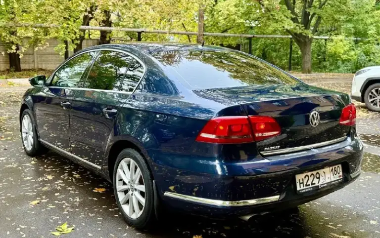 Volkswagen passat b7 2012 года эксплуатации, 1.8tsi, бензин, 165 тыс км пробег, без дтп! Автомобиль в отличном ухоженном состоянии! По кузову без нареканий! Двигатель ходовая в отличном состоянии все работает отлично, автомобиль вложений не требует, всегда бережная эксплуатация, расходники меняются каждые 7 тыс км, расхода масла нет! Салон чист ухоженный! В полной комплектации, кожа с альконтарой электро сидения большой монитор, полный электро пакет. 2 зонный климат контроль, датчики света дождя, обогрев сидений, складывание зеркал при закрытии авто, сидения с поддержкой, в данном авто есть все для комфортной езды и получения удовольствия от манёвренности езды! Юридически кристально чистая любое оформление собвственник, срочно все вопросы по телефону звонить в. Любое время! Цена 985 000 тыс руб, +7949-612-37-14
+7949-401-03-58
📞 Звоните: +7(949)6123714 - фотография - 2