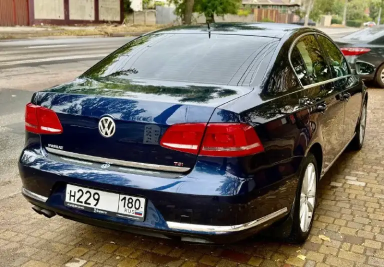 Volkswagen passat b7 2012 года эксплуатации, 1.8tsi, бензин, 165 тыс км пробег, без дтп! Автомобиль в отличном ухоженном состоянии! По кузову без нареканий! Двигатель ходовая в отличном состоянии все работает отлично, автомобиль вложений не требует, всегда бережная эксплуатация, расходники меняются каждые 7 тыс км, расхода масла нет! Салон чист ухоженный! В полной комплектации, кожа с альконтарой электро сидения большой монитор, полный электро пакет. 2 зонный климат контроль, датчики света дождя, обогрев сидений, складывание зеркал при закрытии авто, сидения с поддержкой, в данном авто есть все для комфортной езды и получения удовольствия от манёвренности езды! Юридически кристально чистая любое оформление собвственник, срочно все вопросы по телефону звонить в. Любое время! Цена 985 000 тыс руб, +7949-612-37-14
+7949-401-03-58
📞 Звоните: +7(949)6123714 - фотография - 4