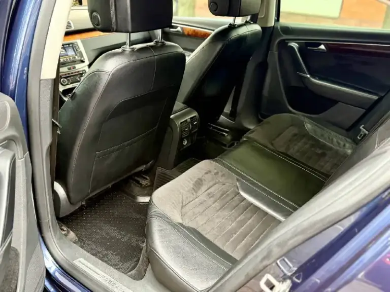 Volkswagen passat b7 2012 года эксплуатации, 1.8tsi, бензин, 165 тыс км пробег, без дтп! Автомобиль в отличном ухоженном состоянии! По кузову без нареканий! Двигатель ходовая в отличном состоянии все работает отлично, автомобиль вложений не требует, всегда бережная эксплуатация, расходники меняются каждые 7 тыс км, расхода масла нет! Салон чист ухоженный! В полной комплектации, кожа с альконтарой электро сидения большой монитор, полный электро пакет. 2 зонный климат контроль, датчики света дождя, обогрев сидений, складывание зеркал при закрытии авто, сидения с поддержкой, в данном авто есть все для комфортной езды и получения удовольствия от манёвренности езды! Юридически кристально чистая любое оформление собвственник, срочно все вопросы по телефону звонить в. Любое время! Цена 985 000 тыс руб, +7949-612-37-14
+7949-401-03-58
📞 Звоните: +7(949)6123714 - фотография - 6