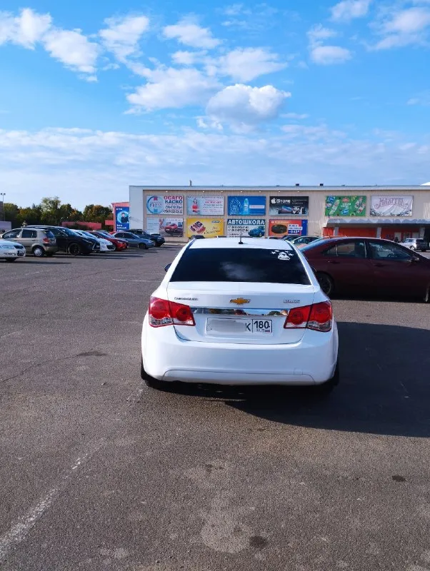 Продам автомобиль chevrolet cruze
Год выпуска: 2010
Двигатель: 1.6 бензин
Коробка: механика 5 ст
Пробег авто: 205 тыс. Км.
Авто в отличном состоянии,
Пробег родной.
Авто в исправно техническом состоянии.
Сел и поехал.

По комплектации авто: abs, передние стеклоподъёмники, кондиционер, хорошая мультимедиа, качественная и т. Д. , всё перечислять не буду, кому интересно звоните, любые проверки на любом сто за вас счёт.
Запчасти всегда только оригинальные, бензин заливал только 95.
Машиной будете довольны.
Расход авто в городе 8-9л, трасса-6.
Цена : 799.000 рублей. Возможен торг.
Город: донецк днр
Номер телефона: +7 949 3690053
📞 Звоните: +7(949)3690053 - фотография - 4