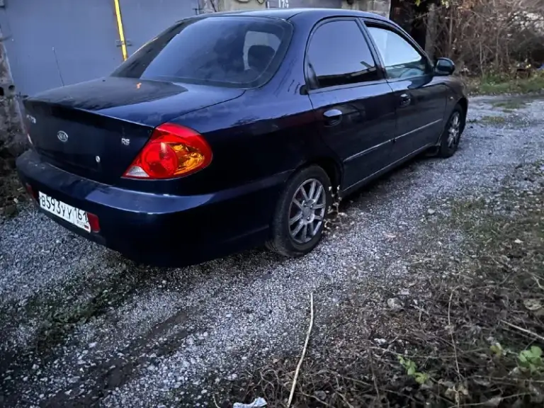 Продаётся kia ( kia ). 2008 год, объем 1.6, родной пробег 214 т. Км.
Авто в хорошем состоянии. Днище, пороги целые, не гнилые, есть несколько возрастных рыжиков, ничего критичного. Было небольшое дтп, нужно заняться капотом и левым крылом (на последнем фото видно). Двигатель в полном порядке, работает ровно, не троит, масло не ест. Коробка переключается четко, без хрустов, передачи не выбивает. По ходовой тоже без проблем. Машина сел-поехал, продаю из за ненадобности, так как купил новое авто. В комплектации есть гур, кондиционер.
Учет рф, никаких штрафов и запретов на машине нет.
Осмотр в любое время в донецке, магазин фокс на ильича. Цена: 245 т. Р + торг.
+7(949)5941433
📲 Tg: @kkkonst0436
📞 Звоните: +7(949)5941433 - фотография - 3