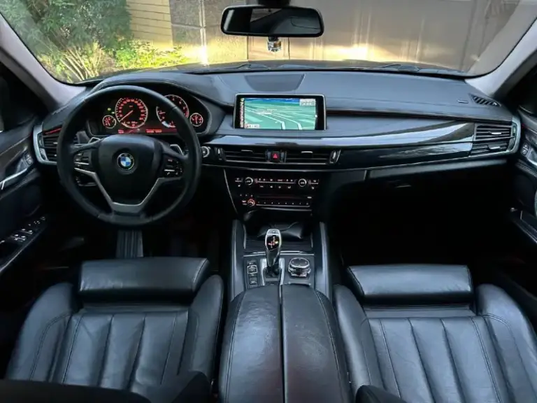 Продам bmw x6 2017
3.0 Бензин
В отличном состоянии, весь в заводском окрасе, без дтп ! Полностью обслужен не требует ни каких вложений, двигатель, коробка, ходовая на твердую 5. Электрика вся работает, каждая кнопочка, каждая функция, ошибок нет.
Кондиционер заправлен и исправно работает ❄️
Салон чистый, опрятный, не прокуренный. Никаких потертостей и дыр нет в хорошей комплектации, доводчики дверей, ломающейся сидения, новая летняя резина машина отполирована и покрыта керамикой, adaptive led фары, контурная подсветка салона.
Оригинальный пробег
Оригинальное остекление автомобиля включая лобовое стекло без сколов и трещин.
Юридически чистый ✅без запретов и залогов полный комплект документов.
Хоть в подбор, хоть себе за машину не стыдно 💪🏽
Возможен обмен
Цена 3,200,000 на обмен цена дороже
Все остальные вопросы по телефону +79496215233
📲 Tg: иван
📞 Звоните: +7(949)6215233 - фотография - 7