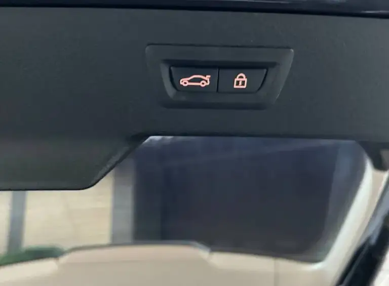 Продам bmw x6 2017
3.0 Бензин
В отличном состоянии, весь в заводском окрасе, без дтп ! Полностью обслужен не требует ни каких вложений, двигатель, коробка, ходовая на твердую 5. Электрика вся работает, каждая кнопочка, каждая функция, ошибок нет.
Кондиционер заправлен и исправно работает ❄️
Салон чистый, опрятный, не прокуренный. Никаких потертостей и дыр нет в хорошей комплектации, доводчики дверей, ломающейся сидения, новая летняя резина машина отполирована и покрыта керамикой, adaptive led фары, контурная подсветка салона.
Оригинальный пробег
Оригинальное остекление автомобиля включая лобовое стекло без сколов и трещин.
Юридически чистый ✅без запретов и залогов полный комплект документов.
Хоть в подбор, хоть себе за машину не стыдно 💪🏽
Возможен обмен
Цена 3,200,000 на обмен цена дороже
Все остальные вопросы по телефону +79496215233
📲 Tg: иван
📞 Звоните: +7(949)6215233 - фотография - 9