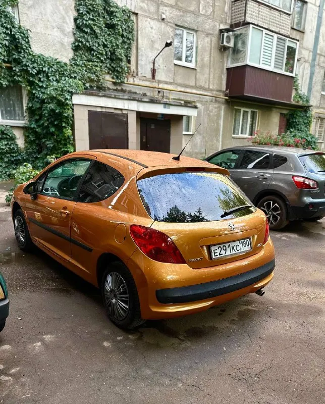Продам пежо 207 1.6 на автомате. Год 2007. Двигатель, коробка в отличном состоянии. Кузов в хорошем состоянии. С документами все отлично. Я хозяйка. Машина полностью обслужена, все меняла вовремя! По машине, датчик дождя, автосвет, 2ух зонный климат контроль. Салон в идеальном состоянии. Кондиционер заправлен. Все работает. Торг реальному покупателю 400₽ +79494799437
+79495213387 - фотография - 3