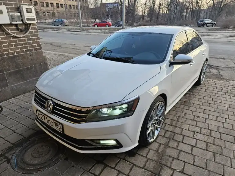 Продам
Volkswagen passat b8 usa
Год:2016
Двигатель: 1.8tsi (stage 1+) 250л. С
Акпп: aisin 5ст.
Пробег:222.800км.

Описание: автомобиль в отличном состоянии, делать ничего не нужно, своевременное то, замена масла в моторе каждые 7000км только ravenol 5w30 smp, в акпп каждые 30.000км. Только toyota ws. Мотор в идеальном состоянии, заводской хон. Акпп в отличном состоянии.
Все стекла родные, включая лобовое
Установлена дорогая качественная аккустика, магнитола teyes cc3 с регистратором teyes. Камерой заднего вида teyes
Также установлена качественная контурная подсветка.
Диски r19 hre оригинальные, с летней резиной практически новая.
Диски r16 родные, на новой зимней резине.
Вложено во все это больше 400т. Р
От автомобиля не избавляюсь, продажа не срочная. ..
Цена: 1.900.000₽
Находится: г. Мариуполь
+79497138247 Владимир - фотография - 1