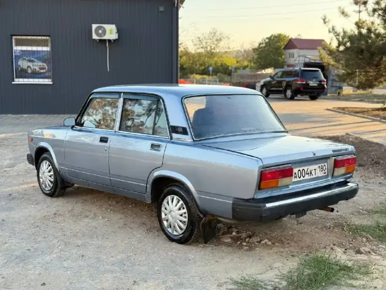 🇷🇺 Ваз 2107 injector

💰Цена: 200 000р
🏢Город: мариуполь
📅Год выпуска: 2007
🧾Пробег: 118 632 км
⚙️Двигатель: 1.5
⛽Топливо: бензин
⚙️Кпп: механика

📞 Телефон:

+7-949-727-41-51
+7-989-263-55-56
+7-949-551-91-52

💾 Описание:

Местная рабочая лошадка. Родной пробег 118т км. , днище, пороги и лонжероны в хорошем состоянии. Двигатель 1.5 инжектор в отличном состоянии. Автомобиль без вложений - всё работает, закрывается, светится и моргает. Новая летняя резина.
❗️Полное переоформление.

Улица шевченко 269 - фотография - 4