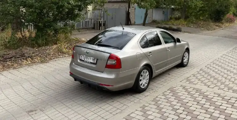 Продам авто skoda octavia a5 tsi 1.8 мт
( Skoda октавия)
Цена: 750.000 руб
Пробег: 180.000
Год выпуска: 2012 год
Город: донецк
Номер: +7 949 458 98 51

Автомобиль на отличном ходу, едет очень бодро, вложений по тех части не требуеться, хорошая комплектация, надежная связка, улучшеная аудиосистема.
Звоните.
📲 Tg: ⚡️
📞 Звоните: +7(949)4589851 - фотография - 5