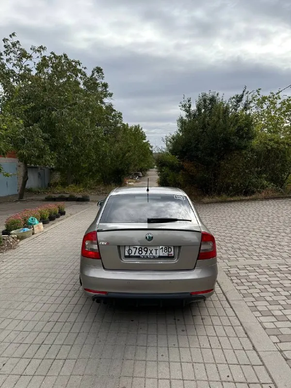 Продам авто skoda octavia a5 tsi 1.8 мт
( Skoda октавия)
Цена: 750.000 руб
Пробег: 180.000
Год выпуска: 2012 год
Город: донецк
Номер: +7 949 458 98 51

Автомобиль на отличном ходу, едет очень бодро, вложений по тех части не требуеться, хорошая комплектация, надежная связка, улучшеная аудиосистема.
Звоните.
📲 Tg: ⚡️
📞 Звоните: +7(949)4589851 - фотография - 6