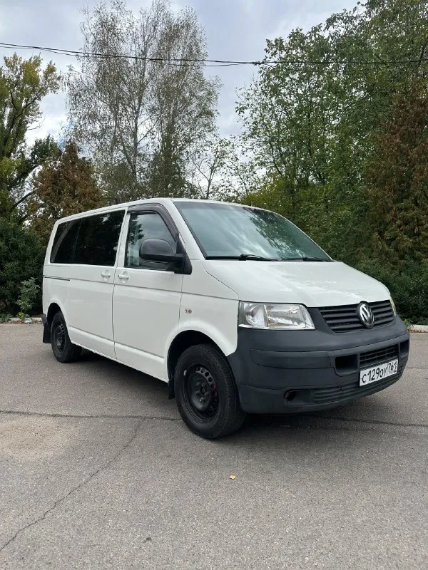 Продам т5 2005г, 1.9 tdi, пассажир
До моего владения был сделан кап ремонт двигатели, восстановленная турбина.
Что заменил из последнего, поехали:
Восстановлена оригинальная вебаста (работает как часы);
Заменены все возможные патрубки, трубы отопителя, патрубки на турбину, с радиатора;
Фильтр топливный;
Заменил моторчик печки и резистор;
Замена антифриза;
Термостат + на вебасте;
Купил две задние фары фирмы depo + платы;
Замена задних ступечных подшибников;
Замена рулевых наконечников;
Теплообменник;
Тормоза в круг с небольшим пробегом - новые диски + колодки+тормозная жидкость.
Новый аккамулятор
Новая клапанная крышка в сборе
Колеса - диски оригинал, почти новые, резина с пробегом 20т;
Стоит сигналка, есть музыка.
Сиденья - с ренжа, все работает.
Заднего ряда нету, кому нужен на разборку
Камера есть зад вида, надо восстановить.
Цена 980.000 тыс руб
Макеевка
+7 (949) 823-05-48
📞 Звоните: +7(949)8230548 - фотография - 2