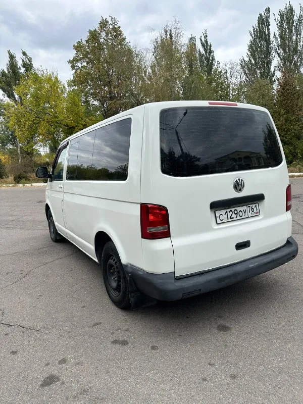 Продам т5 2005г, 1.9 tdi, пассажир
До моего владения был сделан кап ремонт двигатели, восстановленная турбина.
Что заменил из последнего, поехали:
Восстановлена оригинальная вебаста (работает как часы);
Заменены все возможные патрубки, трубы отопителя, патрубки на турбину, с радиатора;
Фильтр топливный;
Заменил моторчик печки и резистор;
Замена антифриза;
Термостат + на вебасте;
Купил две задние фары фирмы depo + платы;
Замена задних ступечных подшибников;
Замена рулевых наконечников;
Теплообменник;
Тормоза в круг с небольшим пробегом - новые диски + колодки+тормозная жидкость.
Новый аккамулятор
Новая клапанная крышка в сборе
Колеса - диски оригинал, почти новые, резина с пробегом 20т;
Стоит сигналка, есть музыка.
Сиденья - с ренжа, все работает.
Заднего ряда нету, кому нужен на разборку
Камера есть зад вида, надо восстановить.
Цена 980.000 тыс руб
Макеевка
+7 (949) 823-05-48
📞 Звоните: +7(949)8230548 - фотография - 4