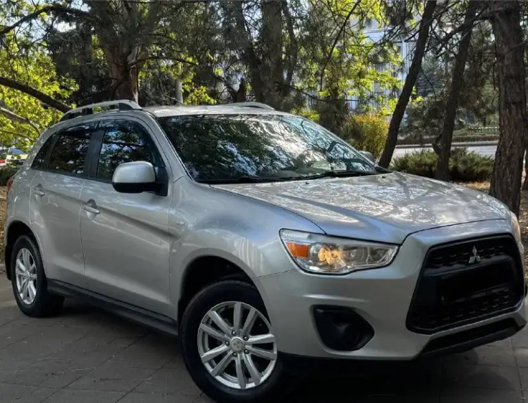 Продам mitsubishi asx
Год:2013
Пробег :132.000
Двигатель:1.6
Коробка :механика
Автотека зелёная
Без дтп
В родном окрасе

Автомобиль в идеальном состоянии
За машину не стыдно
Полностью обслужен от а до я
Ходовая работает идеально без посторонних звуков
3.500Км назад было полное
Обслуживание
За машину не стыдно
Готов на любые проверки за ваш счет

Комплектация:, подогрев стекол, мульти руль, круиз контроль, подогрев сидений, кондиционер рабочий, bluetooth, в машине есть все для удобства

Цена: 1.080.000
+79495278015 - фотография - 1
