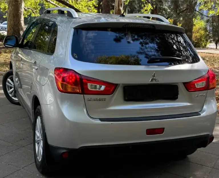 Продам mitsubishi asx
Год:2013
Пробег :132.000
Двигатель:1.6
Коробка :механика
Автотека зелёная
Без дтп
В родном окрасе

Автомобиль в идеальном состоянии
За машину не стыдно
Полностью обслужен от а до я
Ходовая работает идеально без посторонних звуков
3.500Км назад было полное
Обслуживание
За машину не стыдно
Готов на любые проверки за ваш счет

Комплектация:, подогрев стекол, мульти руль, круиз контроль, подогрев сидений, кондиционер рабочий, bluetooth, в машине есть все для удобства

Цена: 1.080.000
+79495278015 - фотография - 3