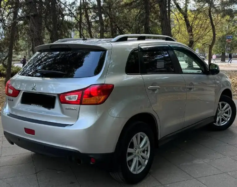 Продам mitsubishi asx
Год:2013
Пробег :132.000
Двигатель:1.6
Коробка :механика
Автотека зелёная
Без дтп
В родном окрасе

Автомобиль в идеальном состоянии
За машину не стыдно
Полностью обслужен от а до я
Ходовая работает идеально без посторонних звуков
3.500Км назад было полное
Обслуживание
За машину не стыдно
Готов на любые проверки за ваш счет

Комплектация:, подогрев стекол, мульти руль, круиз контроль, подогрев сидений, кондиционер рабочий, bluetooth, в машине есть все для удобства

Цена: 1.080.000
+79495278015 - фотография - 4