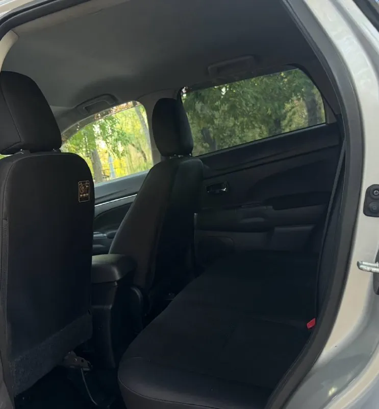 Продам mitsubishi asx
Год:2013
Пробег :132.000
Двигатель:1.6
Коробка :механика
Автотека зелёная
Без дтп
В родном окрасе

Автомобиль в идеальном состоянии
За машину не стыдно
Полностью обслужен от а до я
Ходовая работает идеально без посторонних звуков
3.500Км назад было полное
Обслуживание
За машину не стыдно
Готов на любые проверки за ваш счет

Комплектация:, подогрев стекол, мульти руль, круиз контроль, подогрев сидений, кондиционер рабочий, bluetooth, в машине есть все для удобства

Цена: 1.080.000
+79495278015 - фотография - 7
