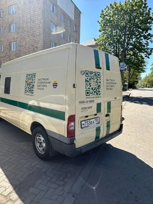 Продается имя-м 19282, 2013 года выпуска (фактически, бронированный ford transit!)
Уникальное транспортное средство! (от брони осталась бронированная перед, кузов разбронирован для практичности!)
Гос. Номер: m755ba180
Vin: z95192820da000333
Марка: имя-м 19282 (по документам)
Модель: imya-m 19282 (фактически ford transit)
Тип тс: специализированный прочее
Категория тс: b/ni
Год выпуска: 2013
Шасси (рама) nº: отсутствует
Кузов (кабина, прицеп) nº: z6fxxxesfxda08190
Цвет: бежевый
Одобрение типа tc nº: e-ru. Mt22.b.00135
Экологический класс: четвёртый
Технически допустимая макс. Масса: 3500 кг
Масса в снаряженном состоянии: 2750 кг
Дополнительная информация:
Продается надежный и бодрый автомобиль на базе ford transit! Броня осталась только в передней части (капсула), что делает его легче и экономичнее в эксплуатации.
Пробег: 300 000 км
Расход топлива: всего 12 литров дизеля на 100 км!
Недавно установлены новые пружины и сцепление (на сумму около 150 000 рублей).
Автомобиль по
📞 Звоните: +7(949)3409726 - фотография - 4