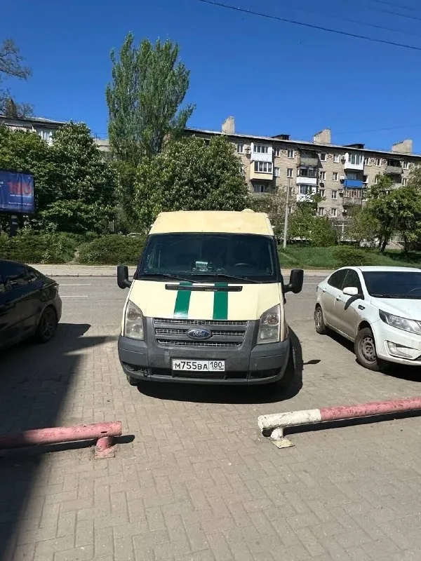 Продается имя-м 19282, 2013 года выпуска (фактически, бронированный ford transit!)
Уникальное транспортное средство! (от брони осталась бронированная перед, кузов разбронирован для практичности!)
Гос. Номер: m755ba180
Vin: z95192820da000333
Марка: имя-м 19282 (по документам)
Модель: imya-m 19282 (фактически ford transit)
Тип тс: специализированный прочее
Категория тс: b/ni
Год выпуска: 2013
Шасси (рама) nº: отсутствует
Кузов (кабина, прицеп) nº: z6fxxxesfxda08190
Цвет: бежевый
Одобрение типа tc nº: e-ru. Mt22.b.00135
Экологический класс: четвёртый
Технически допустимая макс. Масса: 3500 кг
Масса в снаряженном состоянии: 2750 кг
Дополнительная информация:
Продается надежный и бодрый автомобиль на базе ford transit! Броня осталась только в передней части (капсула), что делает его легче и экономичнее в эксплуатации.
Пробег: 300 000 км
Расход топлива: всего 12 литров дизеля на 100 км!
Недавно установлены новые пружины и сцепление (на сумму около 150 000 рублей).
Автомобиль по
📞 Звоните: +7(949)3409726 - фотография - 5