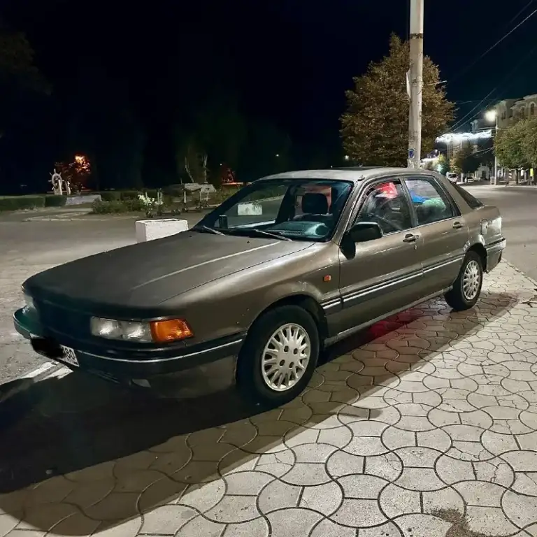 Продаю mitsubishi galant 6 1.8, 1991 года!
Отличный вариант для любителей классики! Машина едет очень бодро, до 200 км/ч разгонял — не ведет, и есть потенциал для большего!
Новые тормоза и стойки, в остальном состояние хорошее.
Нужно вложиться в кузов: преварить крылья и арки. Если заняться, выйдет лучше, чем приора и тому подобные в ценовом сигменте !
Цена:.
Звоните для подробностей:
+79493240524
📞 Звоните: +7(949)3240524 - фотография - 1