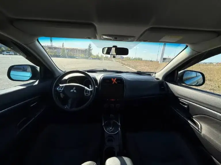 Mitsubishi asx, 2011 года
1,8 Обьем двигателя
140 Лошадей
Коробка автомат работает отлично, двигатель обслужен, масло не ест, в отличном состоянии.
По технической части проблем нет, на полном ходу.
Установлена магнитолла teyes, мультируль.
Кондиционер работает, обогрев передних сидений. Электрические стеклоподъемники
Пробег 183 тыс.
Я владелец, проблем с переоформлением не будет.
Цена : 1 150 000, реальному покупателю хороший торг
+7(949)4140383
📲 Tg: @lifendurrr
📞 Звоните: +7(949)4140383 - фотография - 8