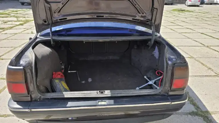Opel senator v6 3.0 89й год

В продаже брычка на заднем приводе с трёхлитровыми v6 на 211 сил и прямоточным выхлопом! На 17 тапочках😎

Машина не гнилая от слова совсем, есть небольшие косяки по кузову. Коробка механика, работает отлично.

Комплектация лакшери: эл. Зеркала, подогрев передних сидений, эл. Люк не течёт, двухзонный климат контроль (не работает), цифровая приборная панель, бортовой компьютер.

Машина в достойном состоянии для своих лет, документы белые, без штрафов и запретов, с полным переоформлением.

Цена: 450.000 руб
Торг возле капота
Макеевка

+79494170238 Даниил
📞 Звоните: +7(949)4170238 - фотография - 6