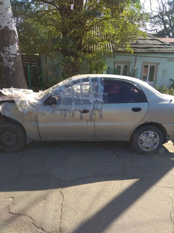 Продам как донора, 2008 год. Двигатель (компрессия на цилиндрах 12; 12,5) и коробка опель. Стёкла целые, заклеено потому что в момент аварии были опущены, перебило проводку. Не на ходу, нужен эвакуатор. Телефон+79494783630
📲 Tg: @valsimvik
📞 Звоните: +7(949)4783630 - фотография - 2