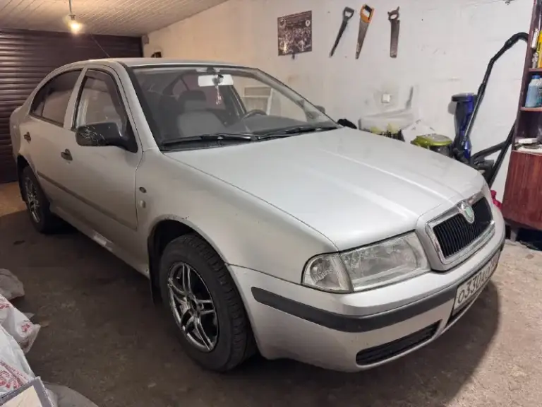 Продам 2002. 200т пробега, вся ровная в родной краске. 1.6 8кл. И коробка в идеале!👌
89493176481

📞 Звоните: +7(949)3176481 - фотография - 1