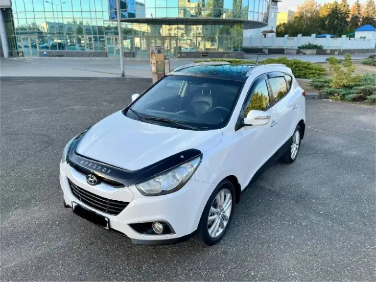 Продам hyundai ix35 sls!
Авто в отличнейшем состоянии!
# 2.0 Бензин
Пробег 162.000т. С к. М
Год 2012
Кпп автомат
Привод полный
Полностью обслужена в плоть до шлицов полного привода, и панарамы!
# В идеальном состоянии без задиров и т. Д
Комплектации максимальная !
Панорамная крыша
Без ключевой доступ
Запуск мотора с кнопки start-stop
Салон полностью кожаный родной
Заменена музыка на hannibal sounds
6 Колонок сабвуфер в штатном месте
Камера заднего вида fullhd
Парктроники
Gps навигация днр добавлено))
Hand free bluetooth с управлением на руле
Круиз контроль
Спуск с горы
Блокировка дифа
Датчик света дождя
4 Зоны обогрева сидений
2Х зонный климат
Сигнализация gsm
С автозапуском!
Осмотр г. Донецк центр пересечения ильича-шевченко
Цена 1.330.000 т. С руб.
Торг !
+7 949 418 3901
📲 Tg: sss$
📞 +7(949)4183901
📲 Tg: sss$
📞 Звоните: +7(949)4183901 - фотография - 1