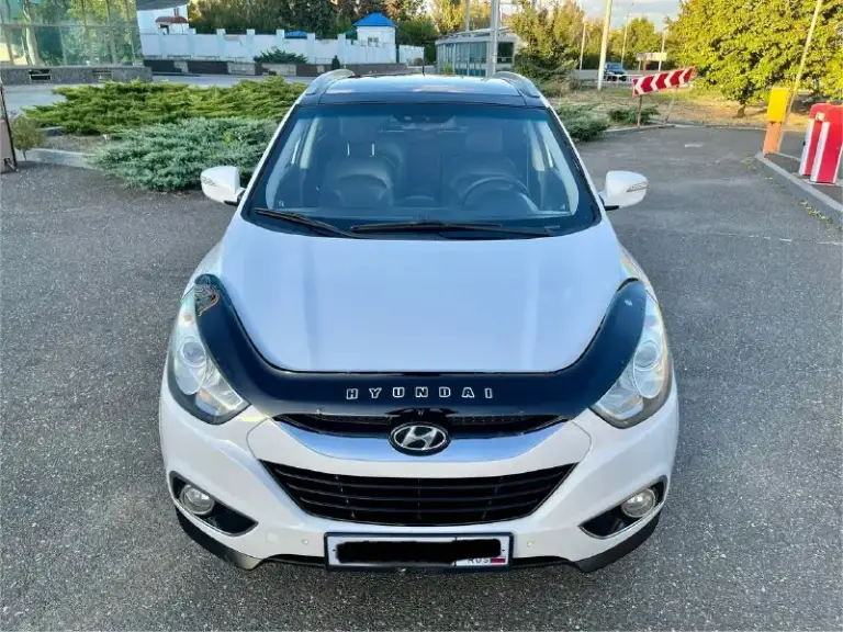Продам hyundai ix35 sls!
Авто в отличнейшем состоянии!
# 2.0 Бензин
Пробег 162.000т. С к. М
Год 2012
Кпп автомат
Привод полный
Полностью обслужена в плоть до шлицов полного привода, и панарамы!
# В идеальном состоянии без задиров и т. Д
Комплектации максимальная !
Панорамная крыша
Без ключевой доступ
Запуск мотора с кнопки start-stop
Салон полностью кожаный родной
Заменена музыка на hannibal sounds
6 Колонок сабвуфер в штатном месте
Камера заднего вида fullhd
Парктроники
Gps навигация днр добавлено))
Hand free bluetooth с управлением на руле
Круиз контроль
Спуск с горы
Блокировка дифа
Датчик света дождя
4 Зоны обогрева сидений
2Х зонный климат
Сигнализация gsm
С автозапуском!
Осмотр г. Донецк центр пересечения ильича-шевченко
Цена 1.330.000 т. С руб.
Торг !
+7 949 418 3901
📲 Tg: sss$
📞 +7(949)4183901
📲 Tg: sss$
📞 Звоните: +7(949)4183901 - фотография - 2