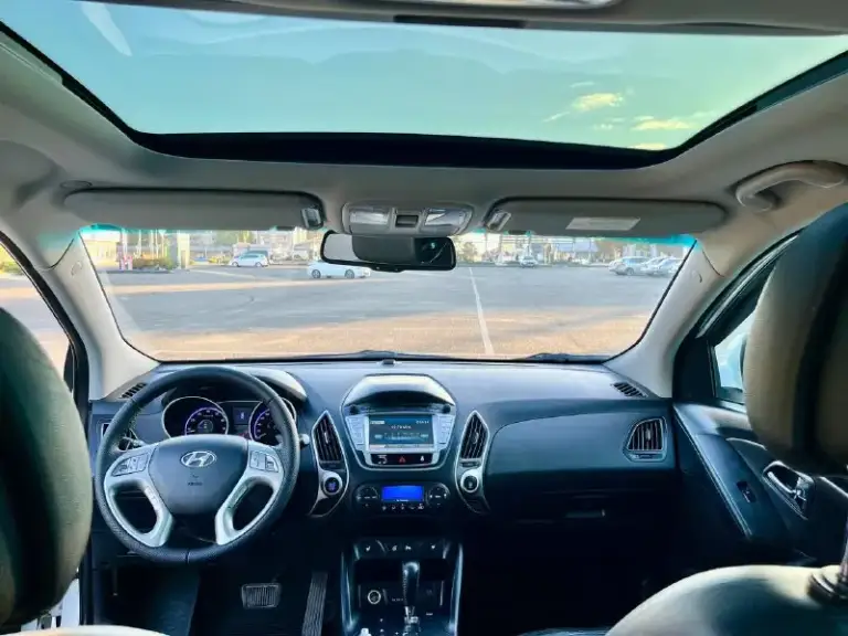 Продам hyundai ix35 sls!
Авто в отличнейшем состоянии!
# 2.0 Бензин
Пробег 162.000т. С к. М
Год 2012
Кпп автомат
Привод полный
Полностью обслужена в плоть до шлицов полного привода, и панарамы!
# В идеальном состоянии без задиров и т. Д
Комплектации максимальная !
Панорамная крыша
Без ключевой доступ
Запуск мотора с кнопки start-stop
Салон полностью кожаный родной
Заменена музыка на hannibal sounds
6 Колонок сабвуфер в штатном месте
Камера заднего вида fullhd
Парктроники
Gps навигация днр добавлено))
Hand free bluetooth с управлением на руле
Круиз контроль
Спуск с горы
Блокировка дифа
Датчик света дождя
4 Зоны обогрева сидений
2Х зонный климат
Сигнализация gsm
С автозапуском!
Осмотр г. Донецк центр пересечения ильича-шевченко
Цена 1.330.000 т. С руб.
Торг !
+7 949 418 3901
📲 Tg: sss$
📞 +7(949)4183901
📲 Tg: sss$
📞 Звоните: +7(949)4183901 - фотография - 8