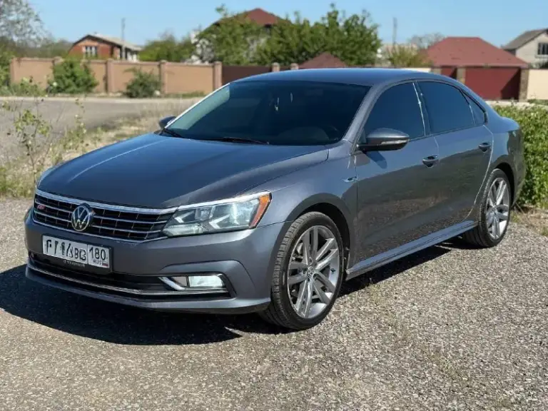 Продам volkswagen passat b8 2018г
В заводском обвесе r-line
Цена:1.670 000,торг
Пробег родной: 102 000 км, авто в родном окрасе, любые проверки приветствуются. Авто русифицирован.
2.0 Tsi работает идеально, масло не ест, не троит, работает без посторонних звуков. Замена масла в моторе каждые 7000 км. Также же вырезан катализатор, и установлен downpipe, что добавляет доп. Л/с авто и увеличивает ресурс турбины.
Коробка надежный aisin, работает отлично, без пинков, рывков и тд.
Ходовая часть на 5+, все обслужено ничего делать не нужно.
Машина на хорошей комплектации:
Бортовой компьютер, led фары (линзы),
Датчик давления шин, кожаный салон, адаптивный круиз с датчиком контроля дистанции спереди и сзади (даже если круиз не включен, в экстренной ситуации машина затормозит сама), мультируль, электропривод сидений, обогрев зеркал, обогрев заднего стекла, датчики слепых зон, датчик света, подогрев сидений, климат контроль (2-х зонный), камера заднего вида,
К
📞 Звоните: +7(949)3632983 - фотография - 2