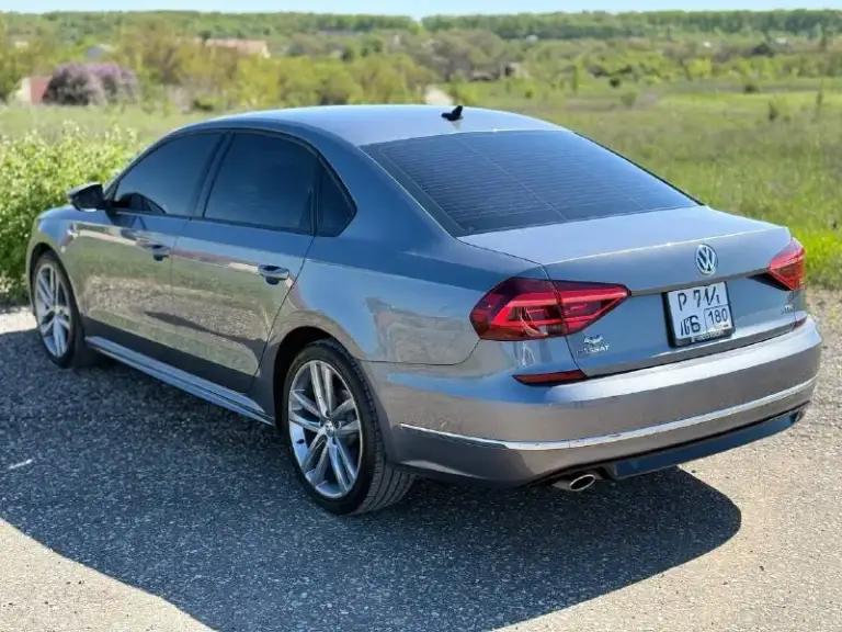 Продам volkswagen passat b8 2018г
В заводском обвесе r-line
Цена:1.670 000,торг
Пробег родной: 102 000 км, авто в родном окрасе, любые проверки приветствуются. Авто русифицирован.
2.0 Tsi работает идеально, масло не ест, не троит, работает без посторонних звуков. Замена масла в моторе каждые 7000 км. Также же вырезан катализатор, и установлен downpipe, что добавляет доп. Л/с авто и увеличивает ресурс турбины.
Коробка надежный aisin, работает отлично, без пинков, рывков и тд.
Ходовая часть на 5+, все обслужено ничего делать не нужно.
Машина на хорошей комплектации:
Бортовой компьютер, led фары (линзы),
Датчик давления шин, кожаный салон, адаптивный круиз с датчиком контроля дистанции спереди и сзади (даже если круиз не включен, в экстренной ситуации машина затормозит сама), мультируль, электропривод сидений, обогрев зеркал, обогрев заднего стекла, датчики слепых зон, датчик света, подогрев сидений, климат контроль (2-х зонный), камера заднего вида,
К
📞 Звоните: +7(949)3632983 - фотография - 4