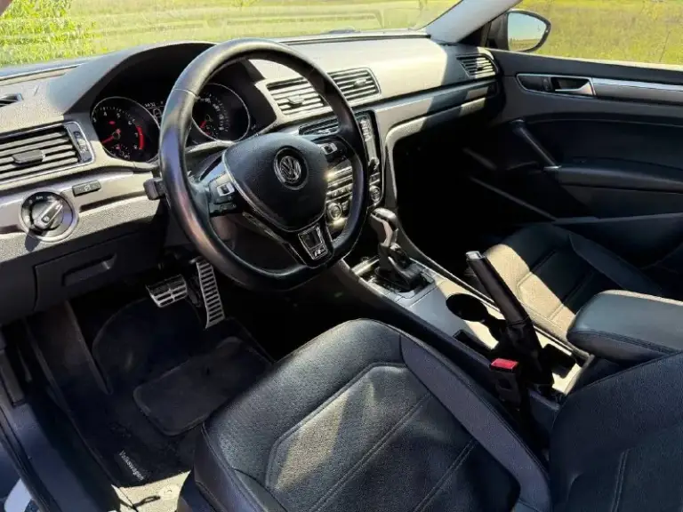 Продам volkswagen passat b8 2018г
В заводском обвесе r-line
Цена:1.670 000,торг
Пробег родной: 102 000 км, авто в родном окрасе, любые проверки приветствуются. Авто русифицирован.
2.0 Tsi работает идеально, масло не ест, не троит, работает без посторонних звуков. Замена масла в моторе каждые 7000 км. Также же вырезан катализатор, и установлен downpipe, что добавляет доп. Л/с авто и увеличивает ресурс турбины.
Коробка надежный aisin, работает отлично, без пинков, рывков и тд.
Ходовая часть на 5+, все обслужено ничего делать не нужно.
Машина на хорошей комплектации:
Бортовой компьютер, led фары (линзы),
Датчик давления шин, кожаный салон, адаптивный круиз с датчиком контроля дистанции спереди и сзади (даже если круиз не включен, в экстренной ситуации машина затормозит сама), мультируль, электропривод сидений, обогрев зеркал, обогрев заднего стекла, датчики слепых зон, датчик света, подогрев сидений, климат контроль (2-х зонный), камера заднего вида,
К
📞 Звоните: +7(949)3632983 - фотография - 8