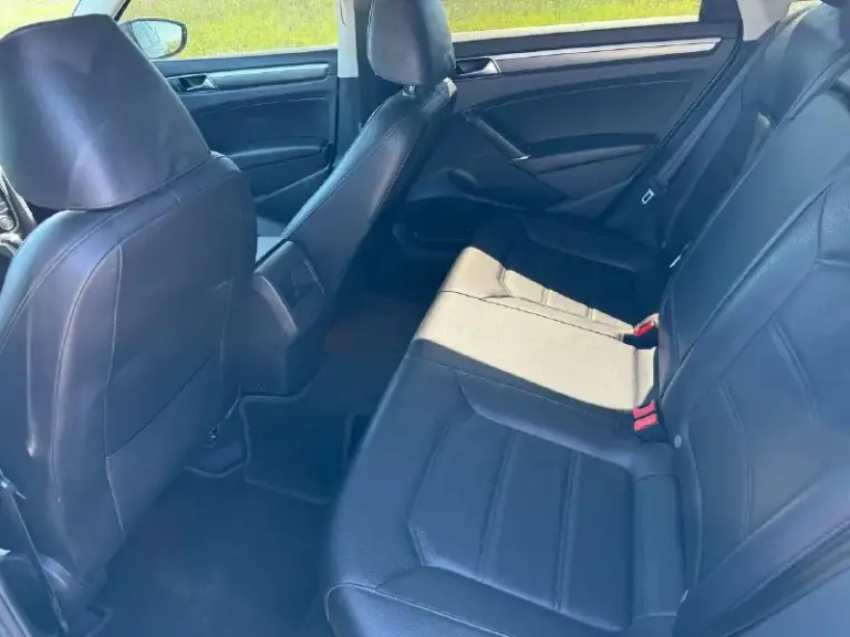 Продам volkswagen passat b8 2018г
В заводском обвесе r-line
Цена:1.670 000,торг
Пробег родной: 102 000 км, авто в родном окрасе, любые проверки приветствуются. Авто русифицирован.
2.0 Tsi работает идеально, масло не ест, не троит, работает без посторонних звуков. Замена масла в моторе каждые 7000 км. Также же вырезан катализатор, и установлен downpipe, что добавляет доп. Л/с авто и увеличивает ресурс турбины.
Коробка надежный aisin, работает отлично, без пинков, рывков и тд.
Ходовая часть на 5+, все обслужено ничего делать не нужно.
Машина на хорошей комплектации:
Бортовой компьютер, led фары (линзы),
Датчик давления шин, кожаный салон, адаптивный круиз с датчиком контроля дистанции спереди и сзади (даже если круиз не включен, в экстренной ситуации машина затормозит сама), мультируль, электропривод сидений, обогрев зеркал, обогрев заднего стекла, датчики слепых зон, датчик света, подогрев сидений, климат контроль (2-х зонный), камера заднего вида,
К
📞 Звоните: +7(949)3632983 - фотография - 9