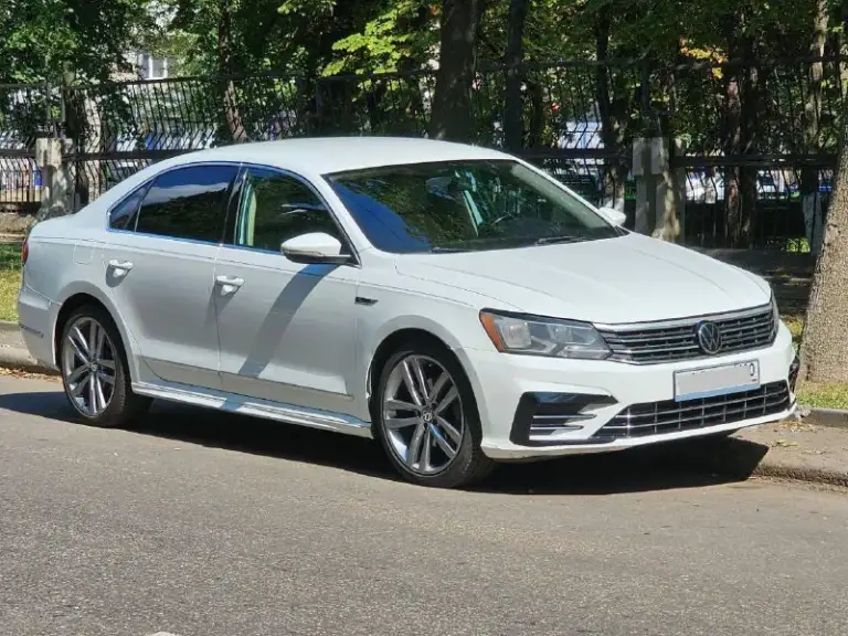 Продам volkswagen passat r-line
2017 Года
Пробег 170.000км
Двигатель 1.8t, без каких либо проблем. Коробка переключает без пинков, мягко и плавно.
Комплектация : бортовой компьютер, датчик давления в шинах, подогрев сидений, датчик света, дневные ходовые огни, парктроники,
Камера заднего вида,
Светлый кожаный салон, кожаный руль,
Круиз-контроль, климат-контроль, андроид мультимедия с большим сенсорным монитором.
Функция аварийного торможения.
Машина юридически чистая.
Осмотр донецк
Цена: 1.800.000₽, торг быстрому покупателю
☎️📞 +7(949)3406469
📲 Tg: @vladadeemchenkoo
📞 Звоните: +7(949)3406469 - фотография - 3