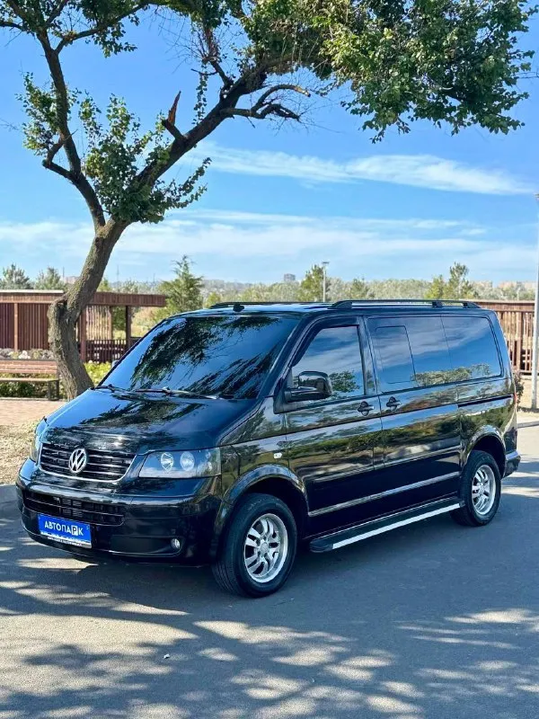 💣 Volkswagen t5 multivan
💰Цена: 1 500 000р
🏢Город: мариуполь
📅Год выпуска: 2004
🧾Пробег: 290 113 км.
⚙️Двигатель: 2.5
⛽Топливо: дизель
⚙️Кпп: автомат
📞 Телефон:
+7-949-551-91-52
+7-949-727-41-51
+7-989-263-55-56
💾 Описание:
Премиальная версия легендарного микроавтобуса vw transporter
☑️ Комплектация с акпп
☑️ 7 Мест, салон трансформер
☑️ Опрятный кузов без дефектов
(Всего три крашеных элемента)
✔️ Максимальная комплектация с классическим 6-ти ступенчатым автоматом, сдвижными дверьми с двух сторон, раздельным климат-контролем (холодит и греет шикарно), семи местный двухцветный салон трансформер со встроеным детским креслом, шесть подушек безопасности, стол, android телевизор и магнитола с bluetooth и камерой заднего вида, парктроники перед/зад, рейлинги, птф, abs, литые диски на хорошей летней резине.
✔️ Автомобиль после полного то с заменой масла в двигателе и акпп, всех фильтров и переуплотнения турбины.
Улица шевченко 269 - фотография - 3