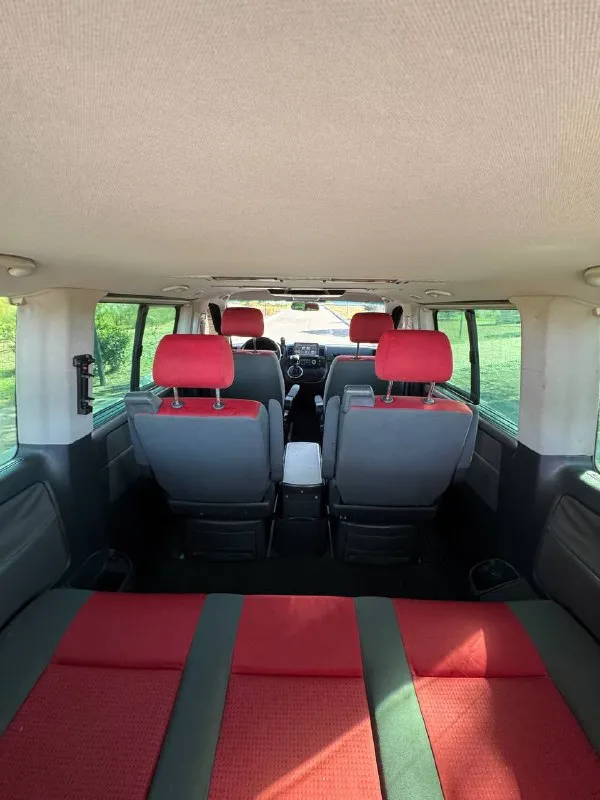 💣 Volkswagen t5 multivan
💰Цена: 1 500 000р
🏢Город: мариуполь
📅Год выпуска: 2004
🧾Пробег: 290 113 км.
⚙️Двигатель: 2.5
⛽Топливо: дизель
⚙️Кпп: автомат
📞 Телефон:
+7-949-551-91-52
+7-949-727-41-51
+7-989-263-55-56
💾 Описание:
Премиальная версия легендарного микроавтобуса vw transporter
☑️ Комплектация с акпп
☑️ 7 Мест, салон трансформер
☑️ Опрятный кузов без дефектов
(Всего три крашеных элемента)
✔️ Максимальная комплектация с классическим 6-ти ступенчатым автоматом, сдвижными дверьми с двух сторон, раздельным климат-контролем (холодит и греет шикарно), семи местный двухцветный салон трансформер со встроеным детским креслом, шесть подушек безопасности, стол, android телевизор и магнитола с bluetooth и камерой заднего вида, парктроники перед/зад, рейлинги, птф, abs, литые диски на хорошей летней резине.
✔️ Автомобиль после полного то с заменой масла в двигателе и акпп, всех фильтров и переуплотнения турбины.
Улица шевченко 269 - фотография - 8