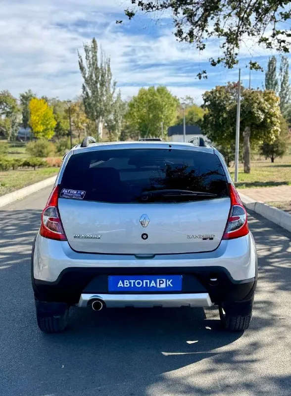 🦛 Renault sandero stepway

💰Цена: 700 000р
🏢Город: мариуполь
📅Год выпуска: 2012
🧾Пробег: 193 549 км.
⚙️Двигатель: 1.6 8v.
⛽Топливо: бензин
⚙️Кпп: механика

Телефон:

+7-949-727-41-51
+7-949-551-91-52
+7-989-263-55-56

💾 Описание:

✅ Отличное состояние
✅ Оригинальный пробег
✅ Оцинкованный кузов
✅ Южная эксплуатация
✅ Техническая часть на 5+
✅ Заводская краска
(Один косметический подкова)

🚙 Двигатель k7m 1.6 8v
Самый простой и надежный в линейке, ходовая без посторонних звуков, мягкая, высокий клиренс. Салон в отличном состоянии.

❄️ Кондиционер (холодит шикарно), гур, abs, 2 подушки безопасности, магнитола с bluetooth, подогрев сидений, птф, отличная летняя резина, сигнализация с автозапуском.

Улица шевченко 269

🏦 Возможна продажа в кредит по двум документам. - фотография - 4