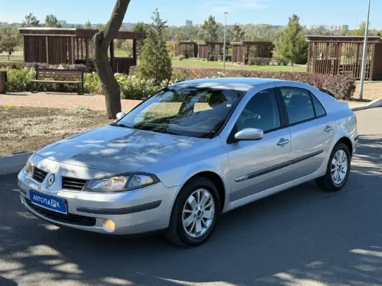 🔘 Renault laguna

💰Цена: 550 000р
🏢Город: мариуполь
📅Год выпуска: 2006
🧾Пробег: 289 729 км.
⚙️Двигатель: 1.6 16v
⛽Топливо: бензин
⚙️Кпп: механика

📞Телефон:

+7-949-727-41-51
+7-949-551-91-52
+7-989-263-55-56

💾 Описание:

✅ Оцинкованный кузов,
Весь в родной краске
(Один косметический окрас)
✅ Оригинальный пробег
✅ Техническая часть на 5+
✅ Лифтбэк - огромный багажник
❗️Гбо евро-4 вписано в птс

🚙 Легендарный двигатель k4m 1.6 16v простой и надежный. Ходовая без посторонних звуков, мягкая, высокий клиренс. Салон в отличном состоянии.

❄️ Двухзонный климат-контроль (холодит шикарно), abs, гидроусилитель руля, подушки безопасности, полный электопакет, подогрев сидений, птф, литые диски, кожаный комбинированный салон, start/stop.

Улица шевченко 269

🏦 Возможна продажа в кредит по двум документам. - фотография - 3