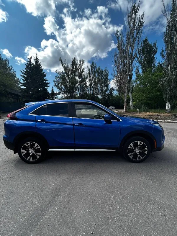 Продается
Mitsubishi eclipse cross
Год выпуска: 2021/12 месяц (рестайлинг)
: 1.5 Бензин
Привод: полный
Пробег: 72 000км
Предмаксимальная комплектация.
Стекла все родные, любые проверки на сто.
Есть все для комфортной езды:
-Все ассистенты помощи вождение
-Двух зонный климат-контроль
-Подогрев сидений
-Салон комбинированный
-Слепые зоны
-Удержание в полосах
-Камера заднего вида
-Full led оптика
-Apple carplay, android auto
-Датчик света / дождя / давление в шинах
-Электроскладывание зеркал
-Диски r18
-Autohold
Цена 2.350.000
+79493335317
📲 Tg: @doktor_dli
📞 Звоните: +7(949)3335317 - фотография - 5