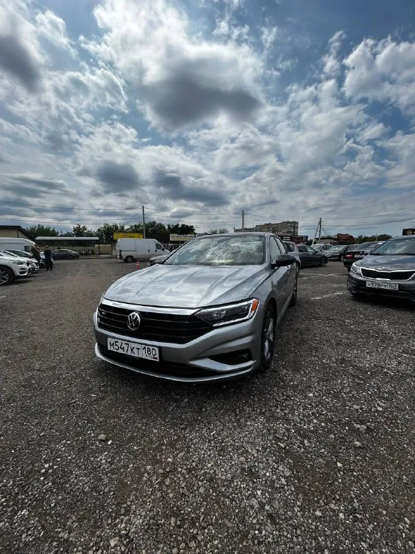 🚗 Volkswagen jetta r-line
Год: 2020
Тип кпп: автоматическая
Пробег: 40 000
Дополнительная информация: продам volkswagen jetta 1.4 r-line
Пробег. 40 000 км.
Донецк
-Панорамная крыша,
-Кожаный салон,
-Led оптика впереди и сзади
-Автоматическое переключение ближнего и дальнего света,
-Датчик дождя,
-Дистроник удержание в полосе и датчики мертвых зон,
-Аварийное торможение при угрозе столкновения,
-Подогрев всех сидений, подогрев руля.
Не требует вложений.
Полностью обслужен. Любые проверки на вашем сто.
Цена: 1 950 000₽
+7(949)333-53-17
📲 Tg: @doktor_dli
📞 Звоните: +7(949)3335317 - фотография - 1