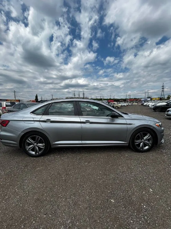 🚗 Volkswagen jetta r-line
Год: 2020
Тип кпп: автоматическая
Пробег: 40 000
Дополнительная информация: продам volkswagen jetta 1.4 r-line
Пробег. 40 000 км.
Донецк
-Панорамная крыша,
-Кожаный салон,
-Led оптика впереди и сзади
-Автоматическое переключение ближнего и дальнего света,
-Датчик дождя,
-Дистроник удержание в полосе и датчики мертвых зон,
-Аварийное торможение при угрозе столкновения,
-Подогрев всех сидений, подогрев руля.
Не требует вложений.
Полностью обслужен. Любые проверки на вашем сто.
Цена: 1 950 000₽
+7(949)333-53-17
📲 Tg: @doktor_dli
📞 Звоните: +7(949)3335317 - фотография - 3