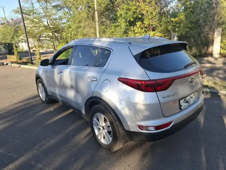 Продам
Kia sportage
2017Г. В. ,
Объем двигателя 2.0 бензин
Пробег 179т. Км.
Отличное техническое состояние.
Кузов в родном окрасе.
Один собственник по птс.
1.800.000₽
+79492155541
📞 Звоните: +7(949)2155541 - фотография - 3