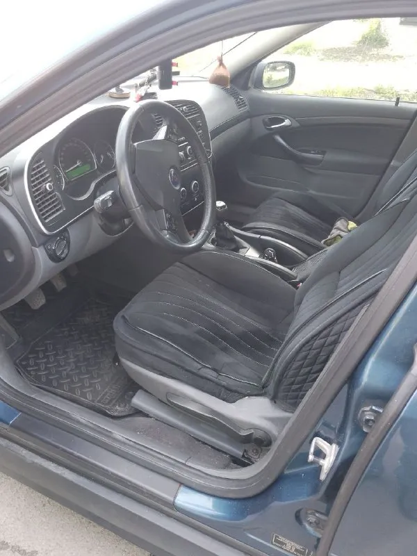Продам: saab 9-3
🗓 :2007 Года
⛽️Вид топлива:бензин
⚙️Двигатель : 1.8
💴Цена: 550 000 ( торг у капота)
🗺️Пробег: 360 000
Коробка: механика
Описание: автомобиль на полном ходу. Сел и поехал.
Резина летняя + зимняя на титановых дисках.
Кондиционер.
Двигатель опель астра.
Машина находится в мариуполе.
Переоформление по птс
📞 🇷🇺 Звоните: +79497215129 - фотография - 9
