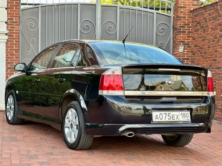 В продаже.
Opel vectra c
Год выпуска: 2007
Обьем мотора: 1.8
Коробка: механическая 5-ступка
Пробег: 238.000 км родного пробега подтвержденого автотекой.
Описание автомобиля: автомобиль в отличном состоянии без вложений, мотор шепчет без троения и дыма, коробка без вылетов и без хруста, ходовая часть мягенькая без посторонних звуков. Новая летняя резина. Без жучков и гнили.
Комплектация автомобиля: двух зонный климат контроль, кожаный салон, abs, airbag, курсовая устойчивость, задний парктроники, гур, все стекла подьемники с доводчиком, подогрев передних сидений, сигнализация центральный замок, и многое другое. Комплектация жырная!
Осмотр: донецк/макеевка по договоренности.
Автотека по запросу.
Цена: 510.000 тис руб не большой торг у капота.
Связь +79494046797 - фотография - 3