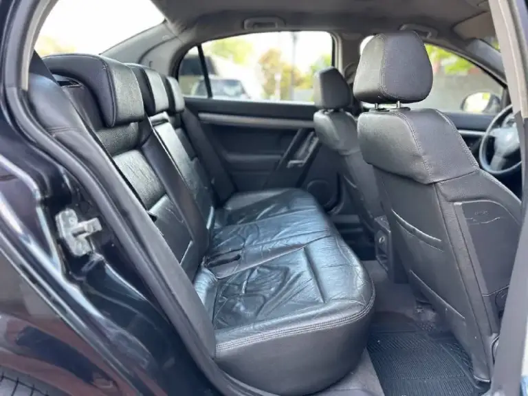 В продаже.
Opel vectra c
Год выпуска: 2007
Обьем мотора: 1.8
Коробка: механическая 5-ступка
Пробег: 238.000 км родного пробега подтвержденого автотекой.
Описание автомобиля: автомобиль в отличном состоянии без вложений, мотор шепчет без троения и дыма, коробка без вылетов и без хруста, ходовая часть мягенькая без посторонних звуков. Новая летняя резина. Без жучков и гнили.
Комплектация автомобиля: двух зонный климат контроль, кожаный салон, abs, airbag, курсовая устойчивость, задний парктроники, гур, все стекла подьемники с доводчиком, подогрев передних сидений, сигнализация центральный замок, и многое другое. Комплектация жырная!
Осмотр: донецк/макеевка по договоренности.
Автотека по запросу.
Цена: 510.000 тис руб не большой торг у капота.
Связь +79494046797 - фотография - 6